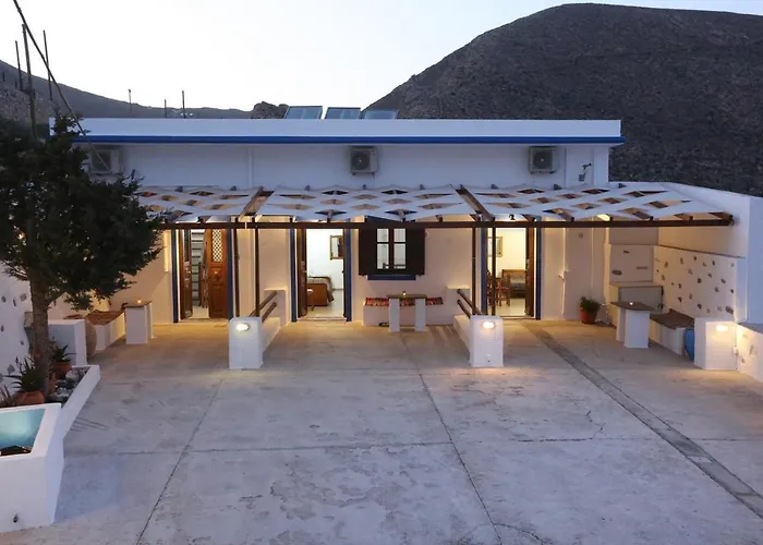 Ano Syros Vibes