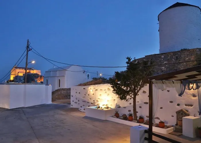 Ano Syros Vibes